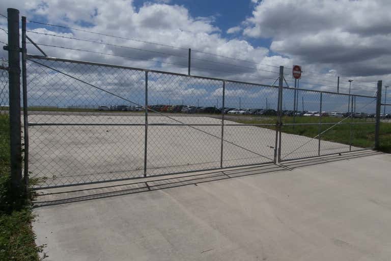 Site 678B Beaufighter Avenue Archerfield QLD 4108 - Image 2