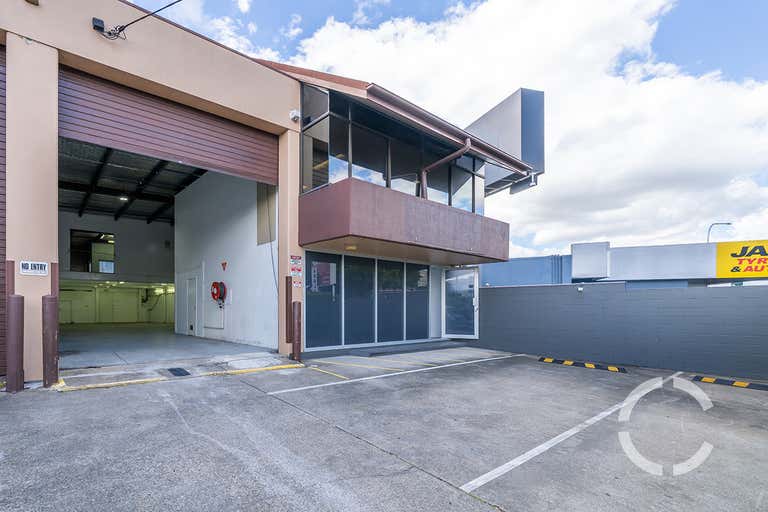 2/88 Logan Road Woolloongabba QLD 4102 - Image 1