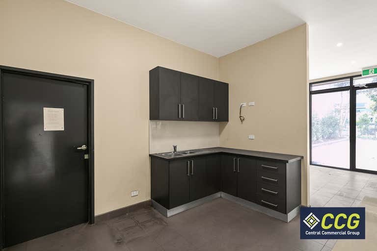 8  Carson Road Deer Park VIC 3023 - Image 2