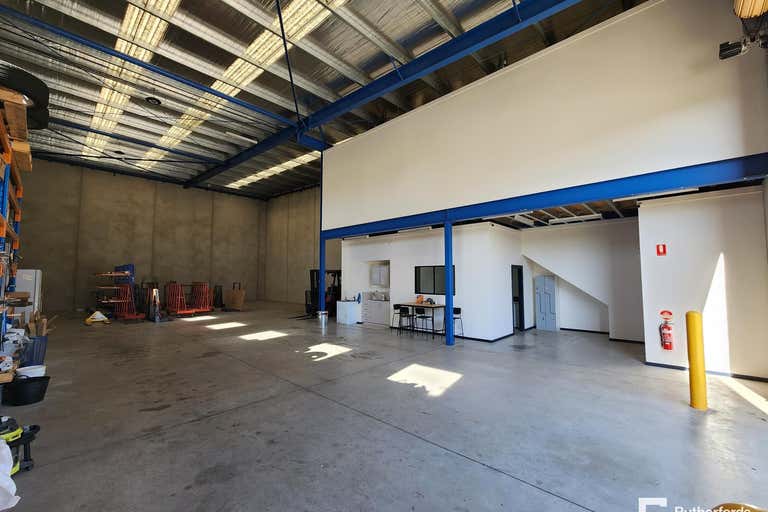 2/53 Gateway Boulevard Epping VIC 3076 - Image 2