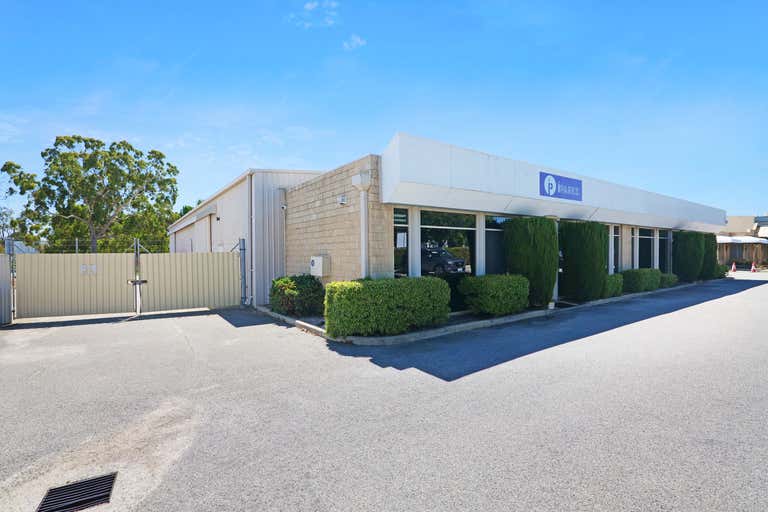 16 Sorbonne Crescent Canning Vale WA 6155 - Image 1