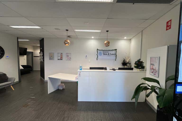 1/73 Redcliffe Parade Redcliffe QLD 4020 - Image 2