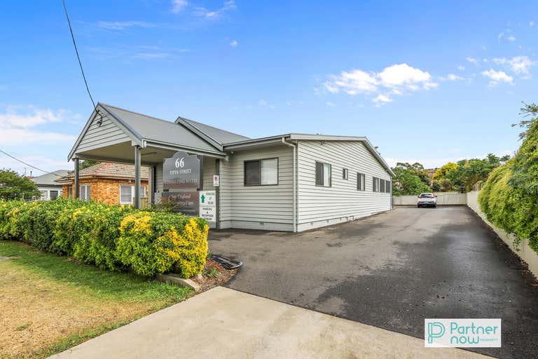 66 Piper Street Tamworth NSW 2340 - Image 2