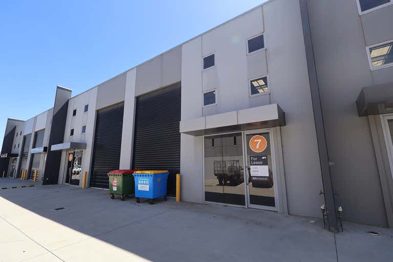 7 Rays Way Pakenham VIC 3810 - Image 1