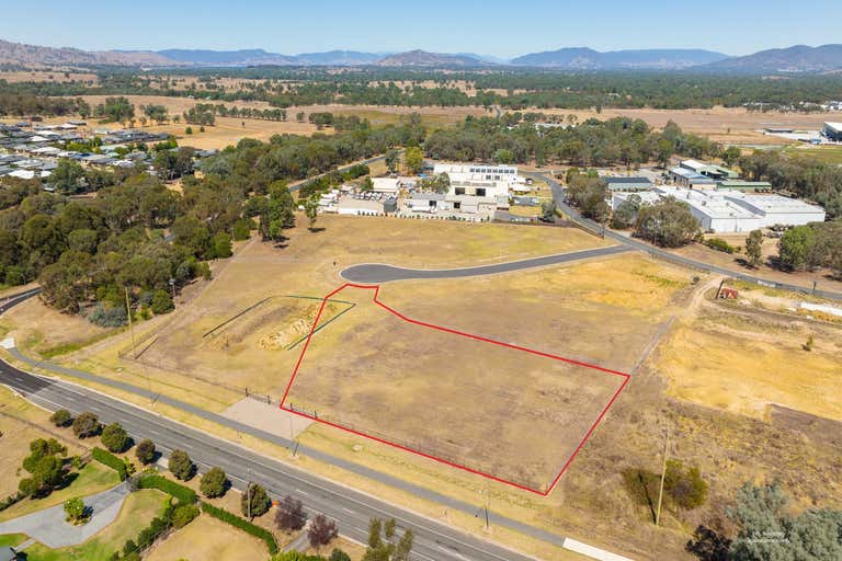 21 Summit Court Thurgoona NSW 2640 - Image 1