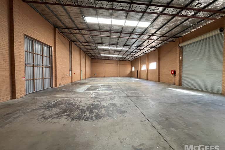 2/10 Wilson Street Royal Park SA 5014 - Image 2