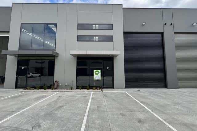 11 Arrow Court Pakenham VIC 3810 - Image 1