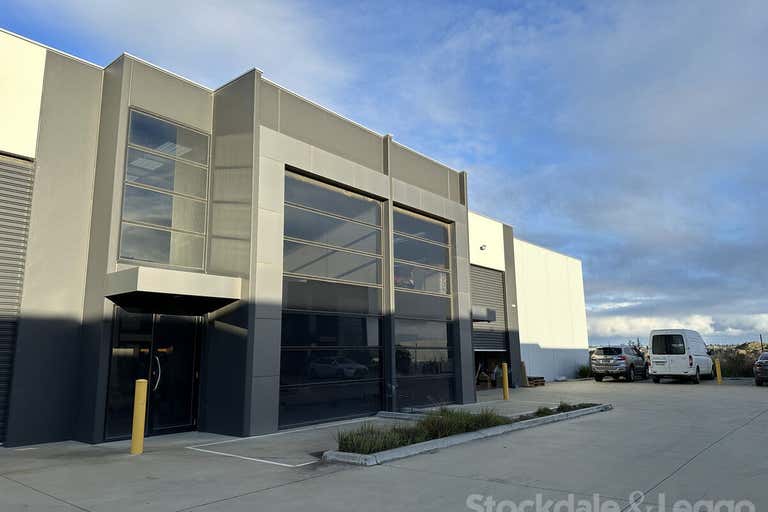 12/49 Industrial Circuit, Cranbourne West VIC 3977 - Image 1