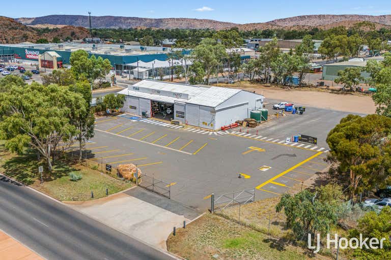 220 Stuart Highway Braitling NT 0870 - Image 1