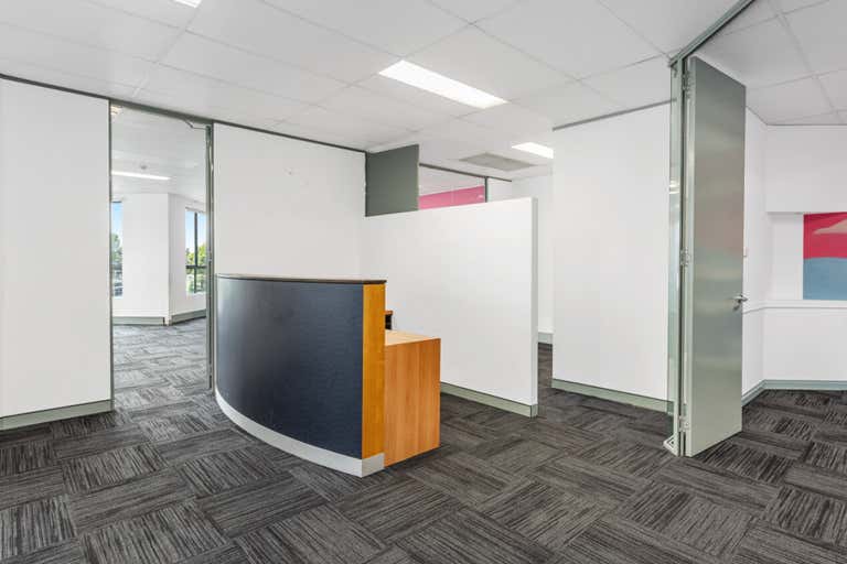 7B/3 Packard Avenue Castle Hill NSW 2154 - Image 1