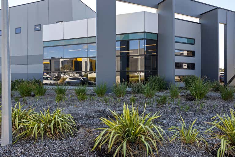 7 Bayport Court Mornington VIC 3931 - Image 2