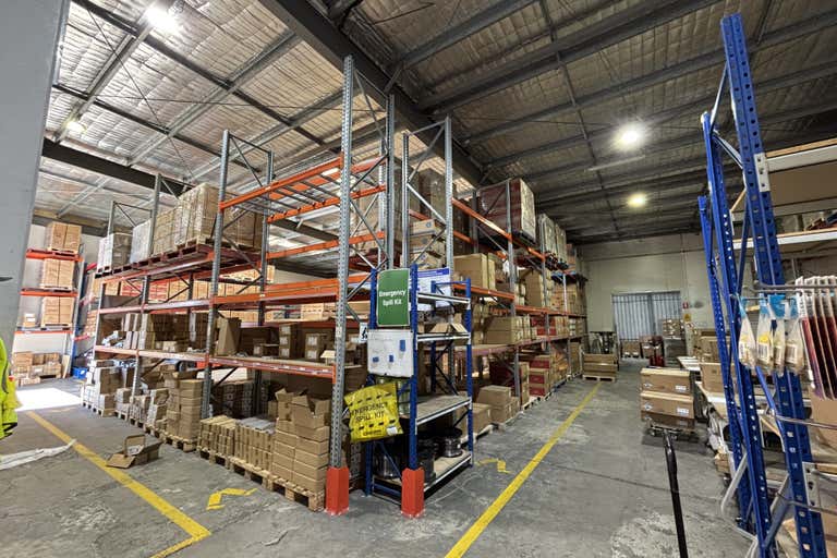 19 Leda Drive Burleigh Heads QLD 4220 - Image 2