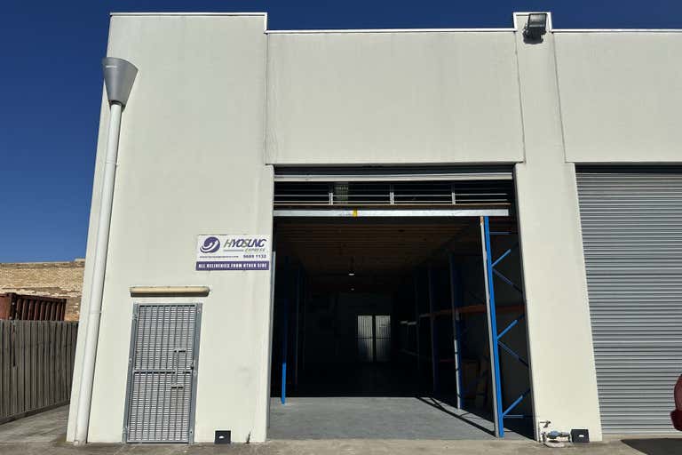 Unit 5, 1 Hillary St Braybrook VIC 3019 - Image 1