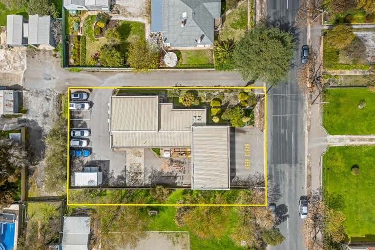 27 Schilling Street Angaston SA 5353 - Image 2