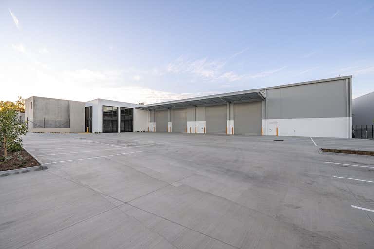 99 Hub Crescent Heathwood QLD 4110 - Image 1