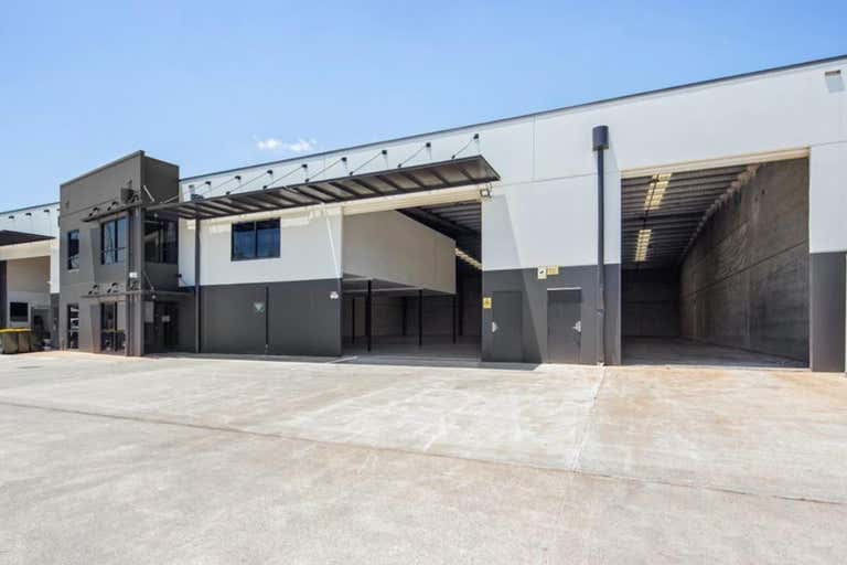 Unit 2, 33 Miller Street Murarrie QLD 4172 - Image 1