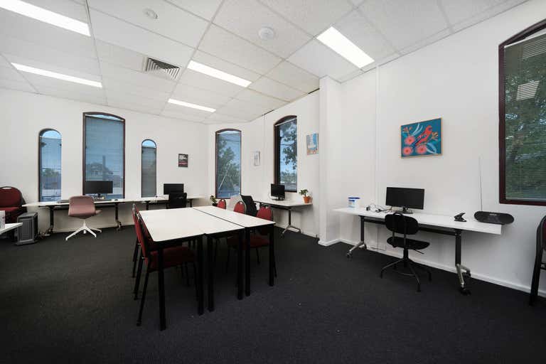 Suite 1 / 262 Racecourse Road Flemington VIC 3031 - Image 2