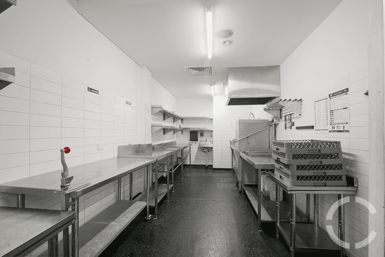 3/88 Boundary St West End QLD 4101 - Image 2