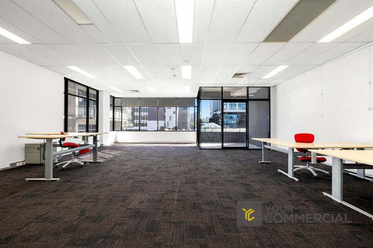 7/4 Kyabra Street Newstead QLD 4006 - Image 2