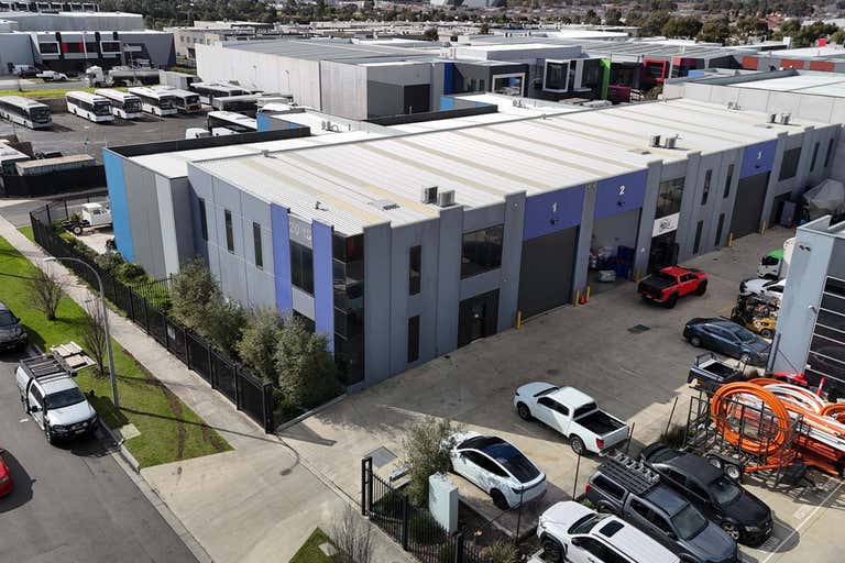 1/18-20 Futures Road Cranbourne West VIC 3977 - Image 2