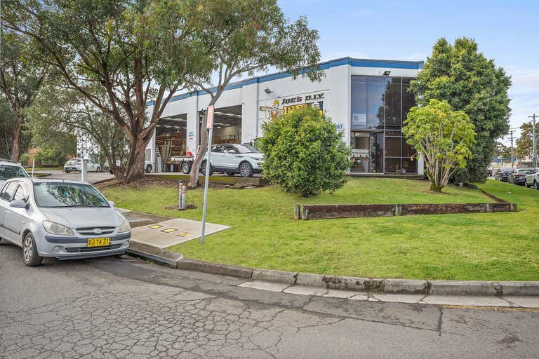 247 Nolan Street Unanderra NSW 2526 - Image 1