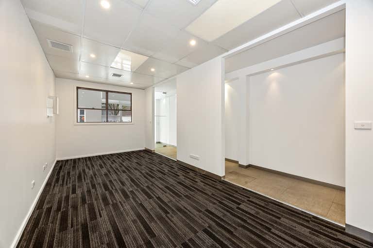 8 Yarra Street South Melbourne VIC 3205 - Image 2