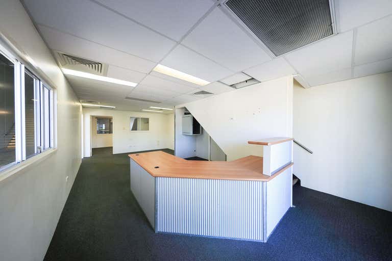 Suite 2, 11 Donaldson Street Manunda QLD 4870 - Image 2