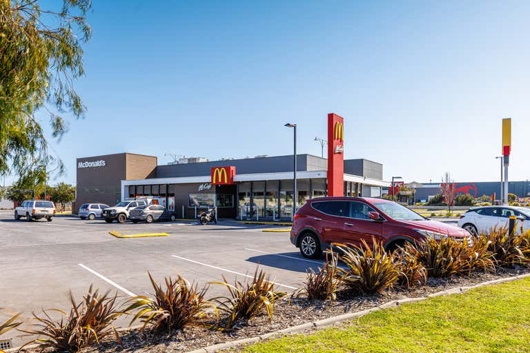 McDonald's Australind, 61 Constellation Drive Australind WA 6233 - Image 2