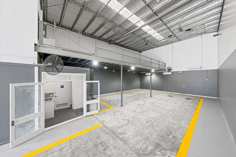 12/17 Cairns Street Loganholme QLD 4129 - Image 1