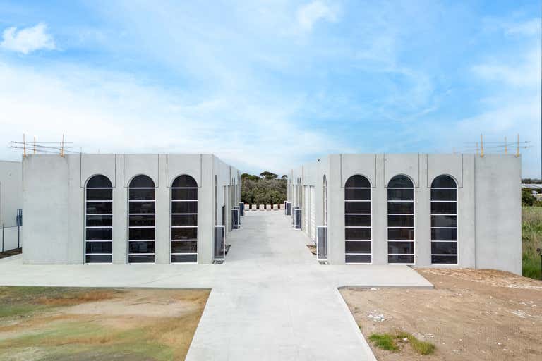 1-12/19 Merino Street Rosebud VIC 3939 - Image 2