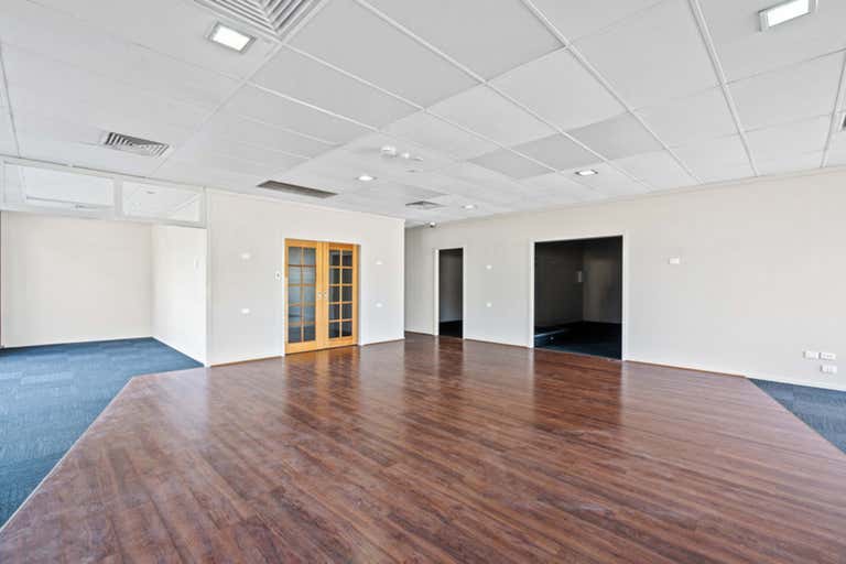 16 Clifford Street Toowoomba City QLD 4350 - Image 2