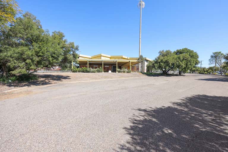 2 - 14 Gunnedah Road Tamworth NSW 2340 - Image 2