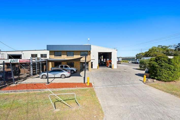 46 Suscatand Street Rocklea QLD 4106 - Image 2