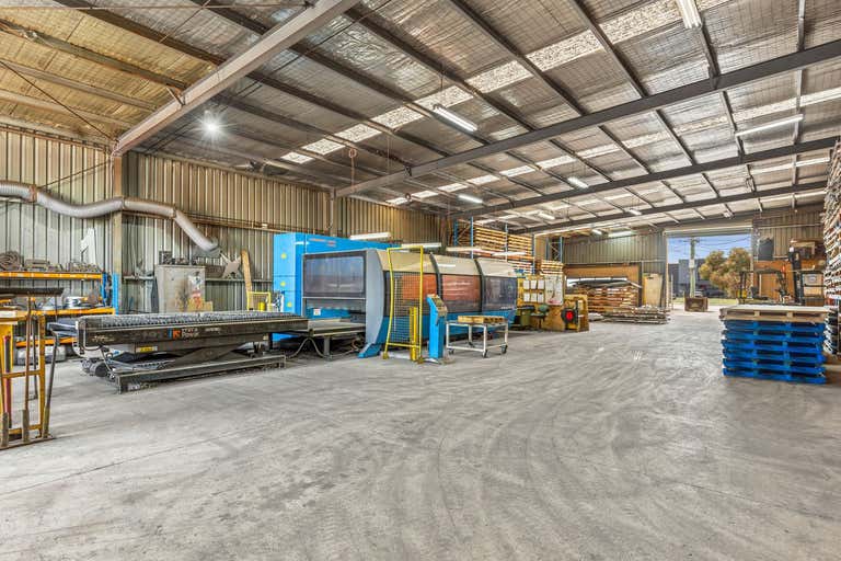 21-23 Cowie Street North Geelong VIC 3215 - Image 2