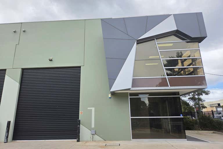 1/12 Macquarie Drive Thomastown VIC 3074 - Image 2