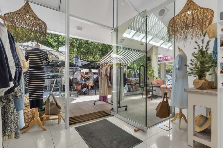 5/5 Hastings Street Noosa Heads QLD 4567 - Image 2