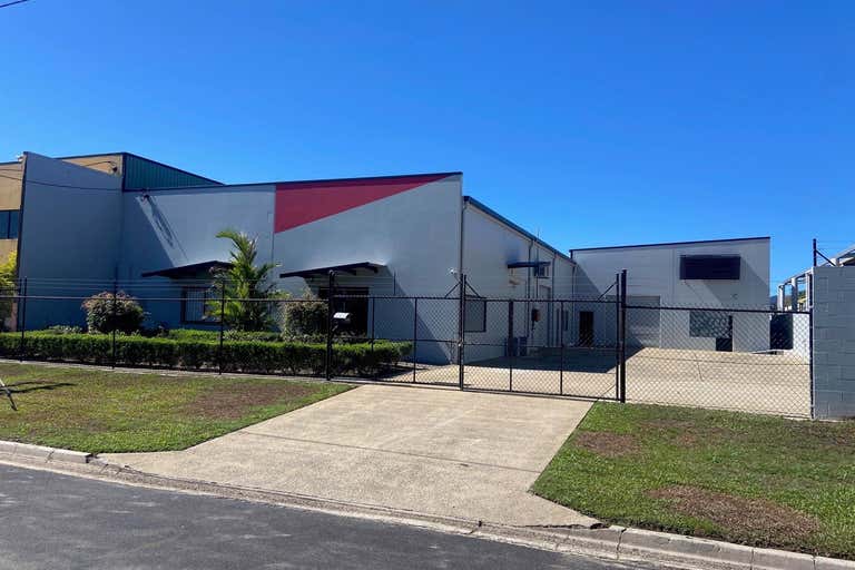 Units 1&2/14 Adelaide Street Manunda QLD 4870 - Image 1