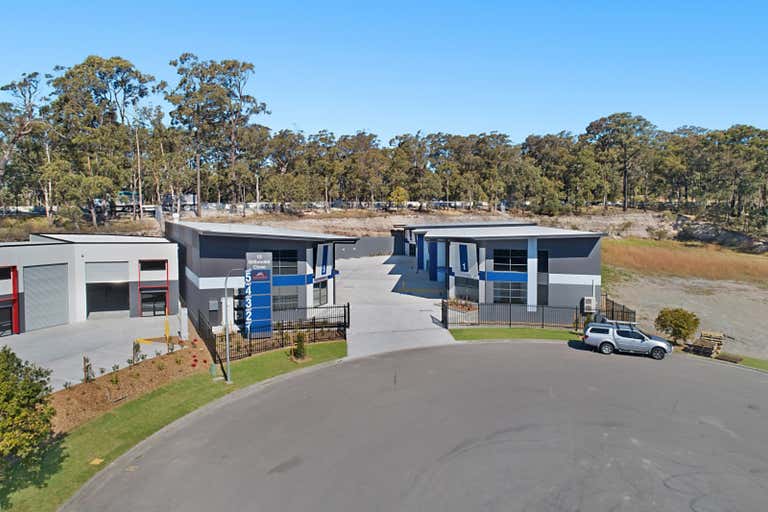 Unit 2, 15 Billbrooke Close Cameron Park NSW 2285 - Image 1