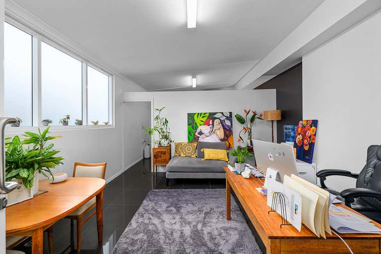 5/37a Tallebudgera Creek Road Burleigh Heads QLD 4220 - Image 1