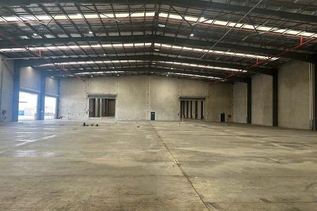 33 - 35 Enterprise Circuit Prestons NSW 2170 - Image 2