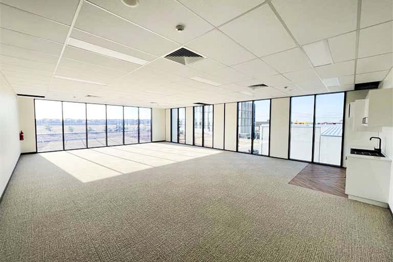 9 & 9A Gower Place Clyde North VIC 3978 - Image 2