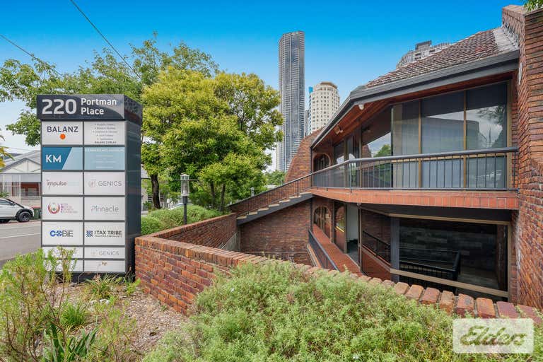 2/220 Boundary Street Spring Hill QLD 4000 - Image 1