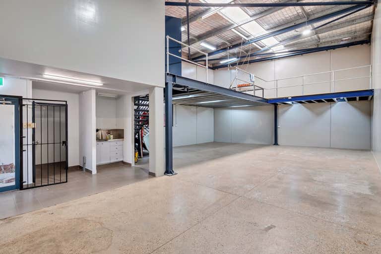 Unit 1, 12  Anderson Street Banksmeadow NSW 2019 - Image 2