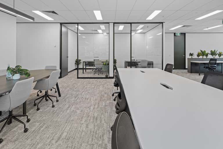 8 Clunies Ross Court Eight Mile Plains QLD 4113 - Image 2