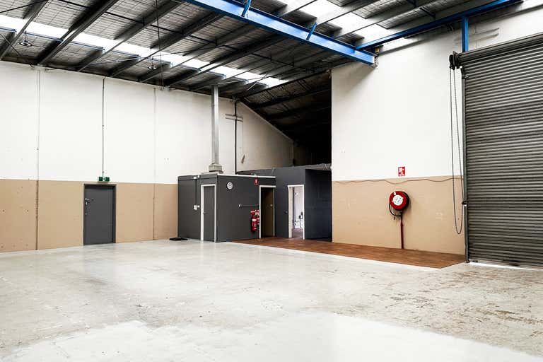 3/10 Rutherford Road Seaford VIC 3198 - Image 2