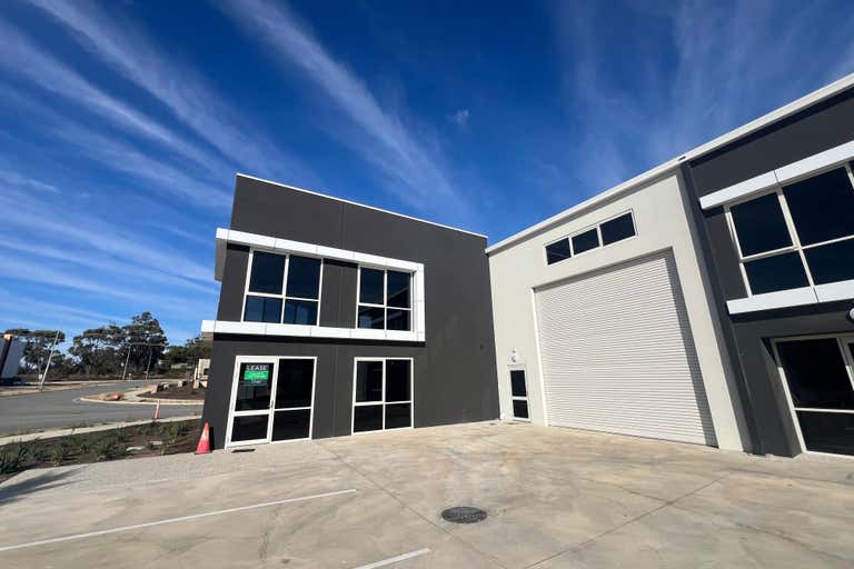 11 Pinnacle Drive Neerabup WA 6031 - Image 1