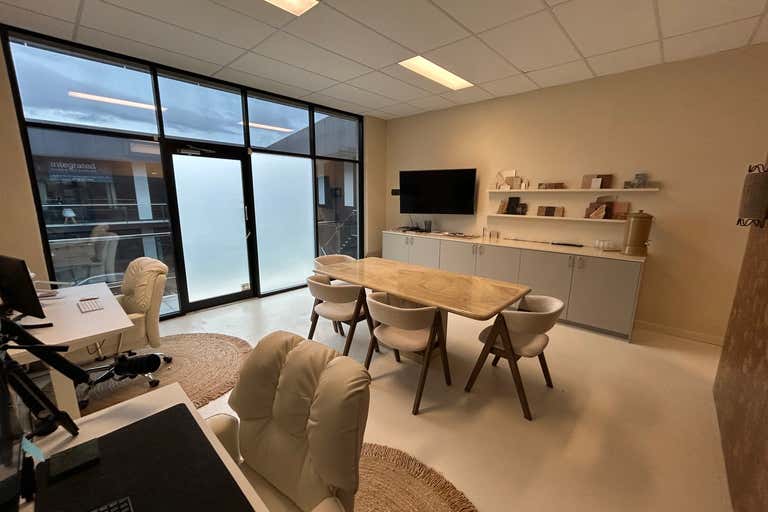 5/91 West Burleigh Road Burleigh Heads QLD 4220 - Image 2