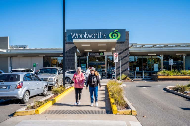 Griffith North Woolworths, 2-12 Burrell Place Griffith NSW 2680 - Image 1
