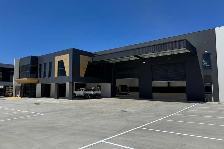 5 Eclipse Dr Mickleham VIC 3064 - Image 2