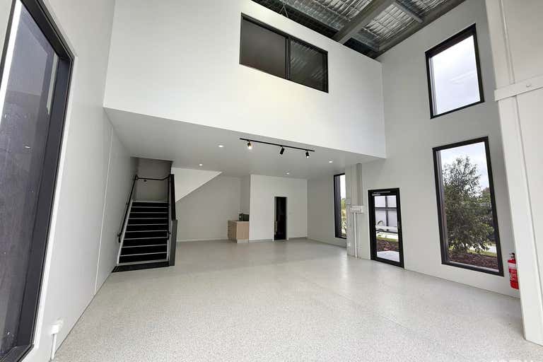 4/10 Naves Drive Coomera QLD 4209 - Image 1